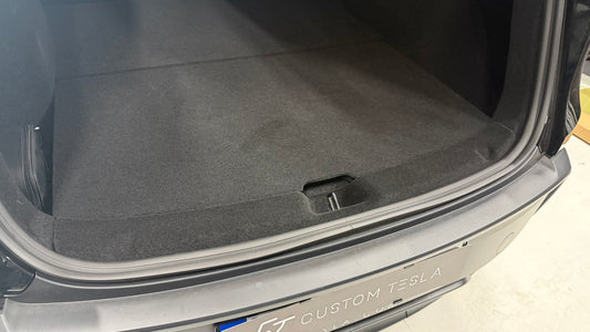 Model Y Standard Ladekantenupgrade